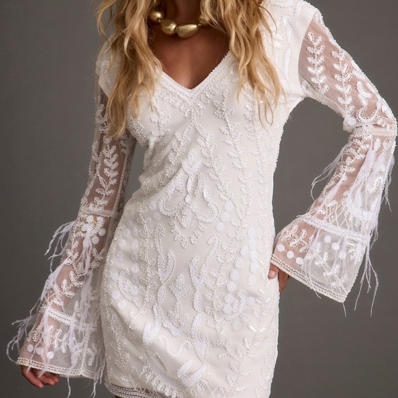 12th Tribe Larisa White Printed Sequin Long Sleeve Dress Size MM - Picture 1 of 3